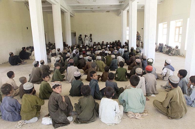 File:School in Nawa-i-Barakzai.jpg