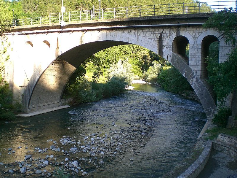 File:Sele river.jpg