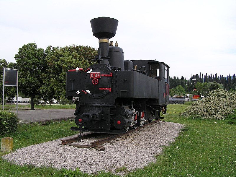 File:U.37 locomotive (2).JPG