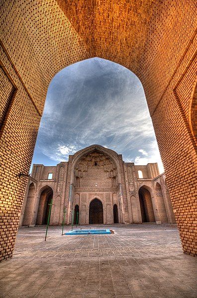 File:Varamin-Mosque-Porch.jpg