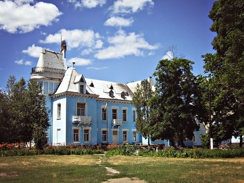 File:Палац Куріса 09410.jpg