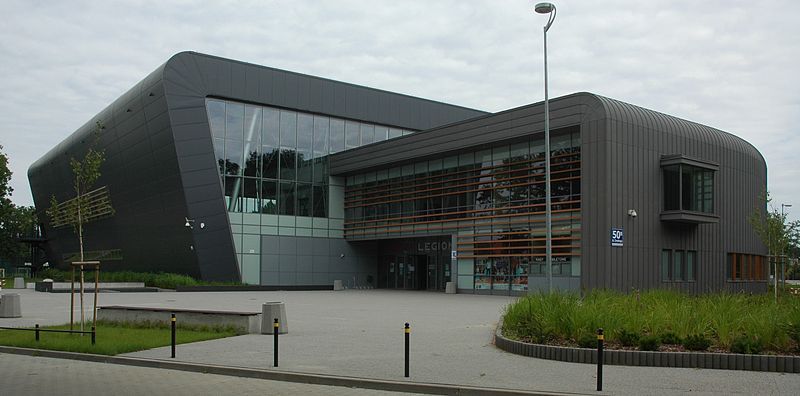 File:Arena Legionowo.jpg