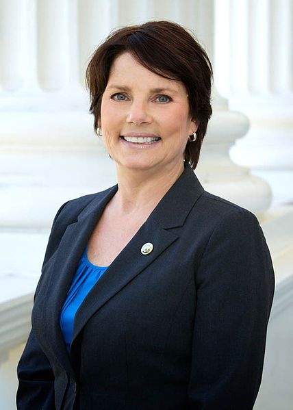 File:Beth Gaines.jpg