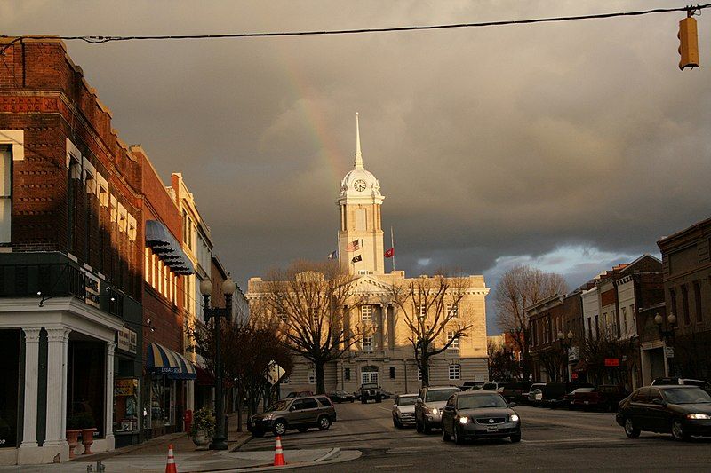 File:Columbia Tennessee Square.jpg