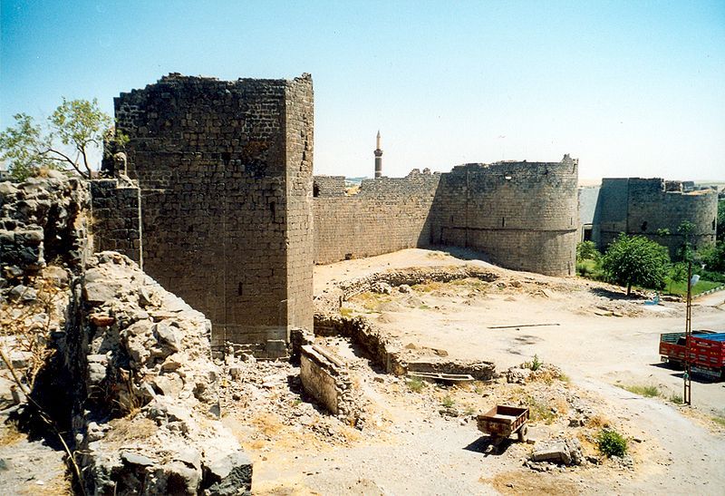 File:DiyarbakirWalls.jpg