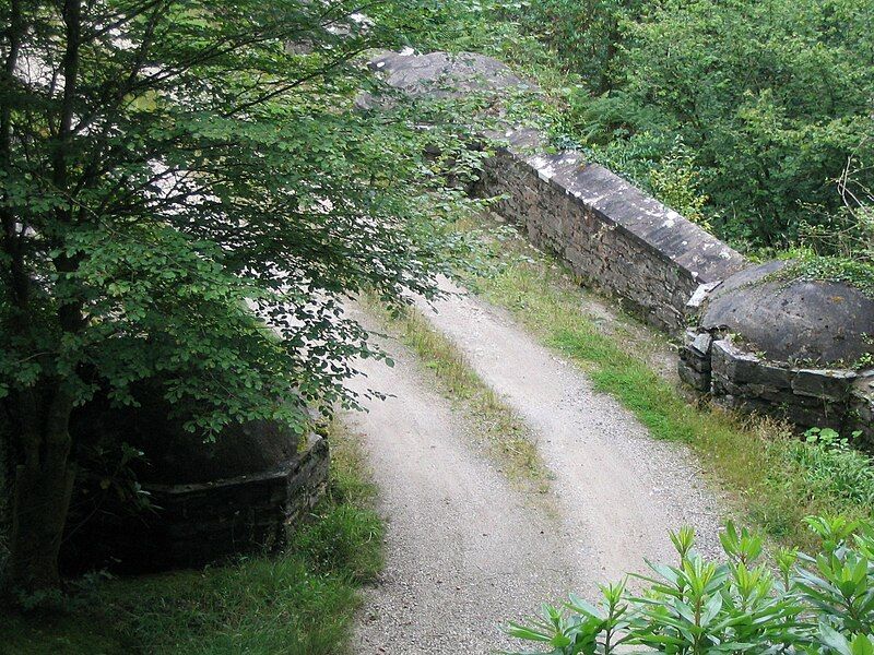 File:Dunans castle bridge.jpg