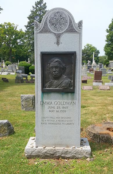 File:Emma-Goldman-Grave-Forest-Home-Cemetery-Il.jpg