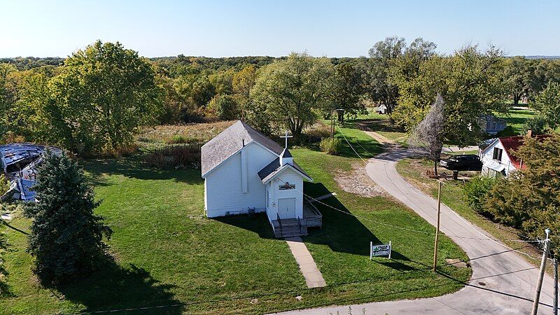 File:HamiltonIowaChurch.jpg