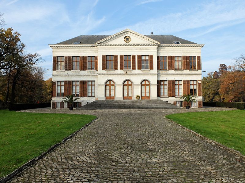 File:Kasteel Schoonselhof Antwerpen.jpg