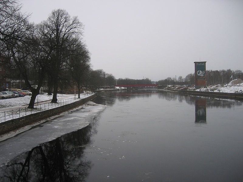 File:River Nissan, Halmstad.jpg