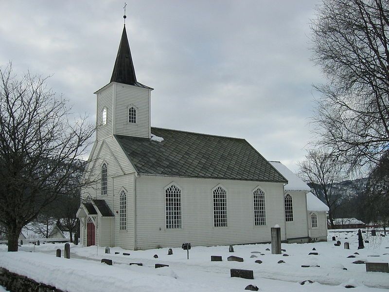 File:Vinje kyrkje 01.JPG