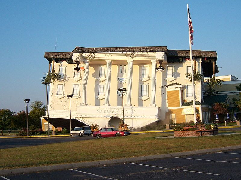 File:Wonderworks TN.jpg