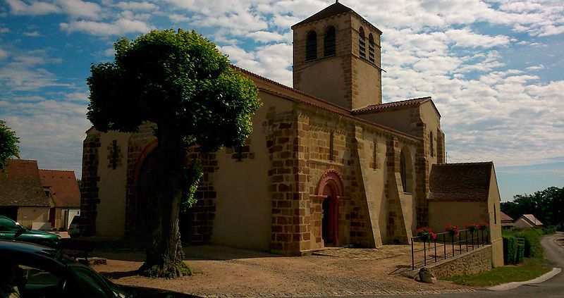 File:Eglise de chemilly.JPG