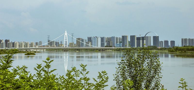 File:Fushun Skyline.jpg