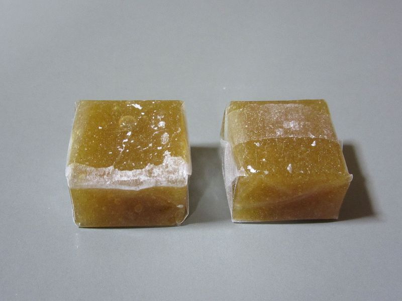 File:Hyouroku mochi 002（兵六餅）.jpg