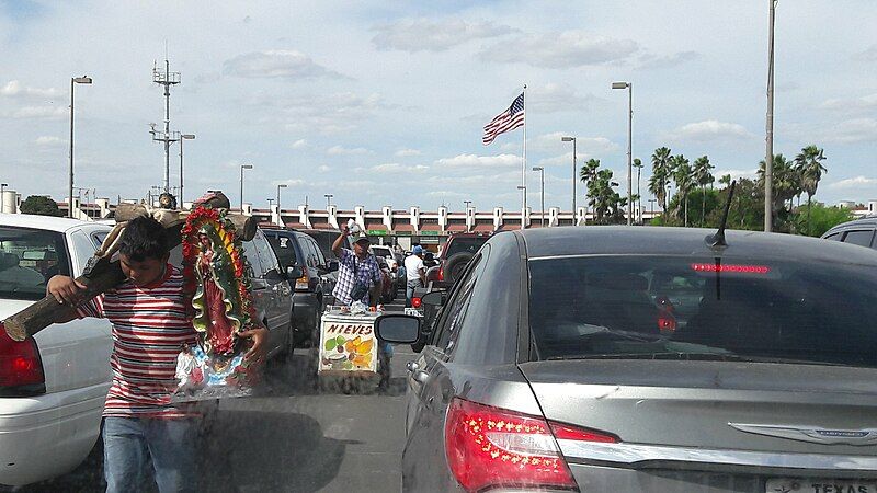 File:Juarez-Lincoln International Bridge.jpg