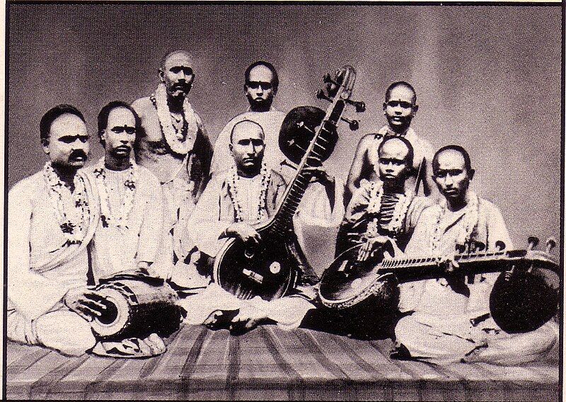 File:Karaikudi Vina Brothers.jpg