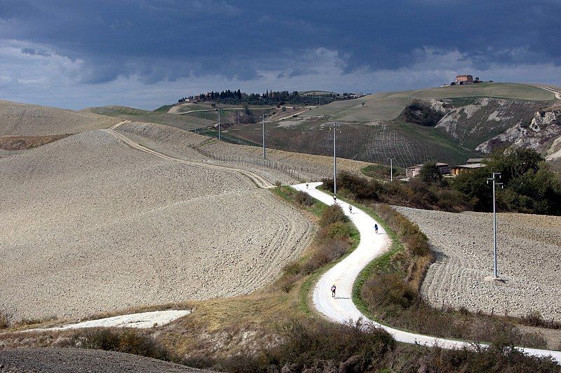 File:L'Eroica (cicloturismo).jpg