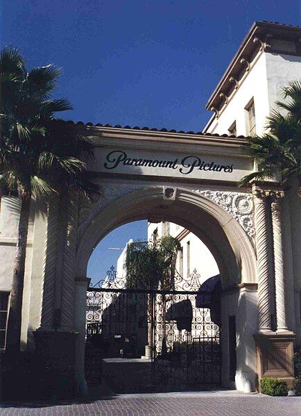 File:Paramount Pictures.jpg