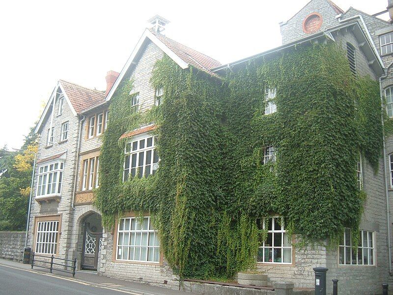 File:Shoe Museum.JPG