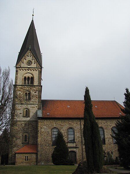 File:St.-Gallus-Kirche (Detfurth).jpg