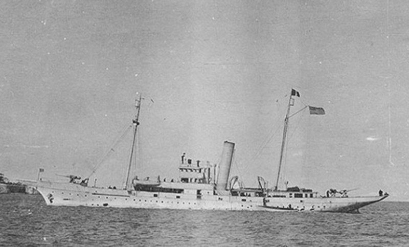 File:USS May SP-164.jpg