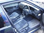 Interior view of an RHD V70 R with anthracite leather-alcantara seats