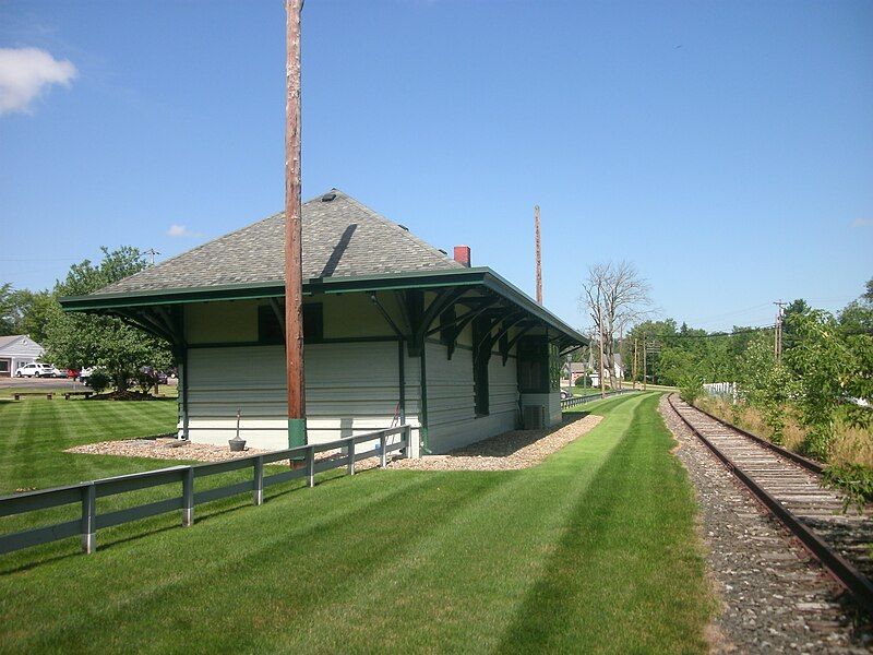 File:Aurora Station.jpg