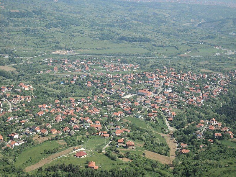 File:Beli Potok (Voždovac).jpg