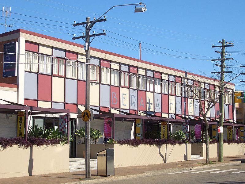 File:Berala Hotel.JPG