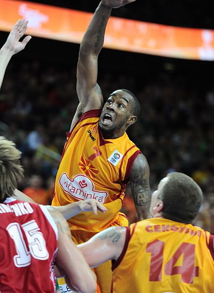 File:Bo McCalebb Eurobasket.jpg