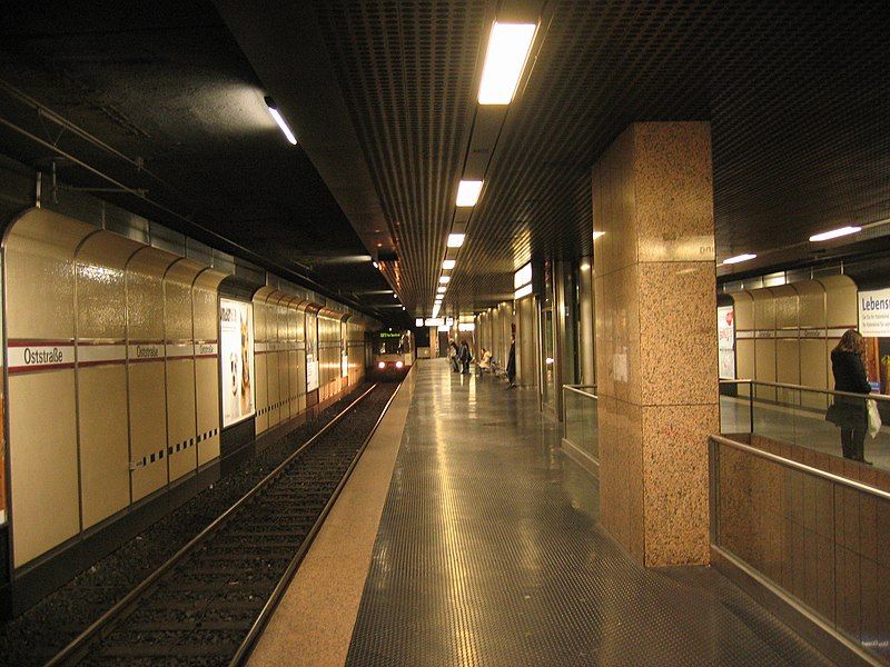 File:D-stadtbahn-oststr.jpg