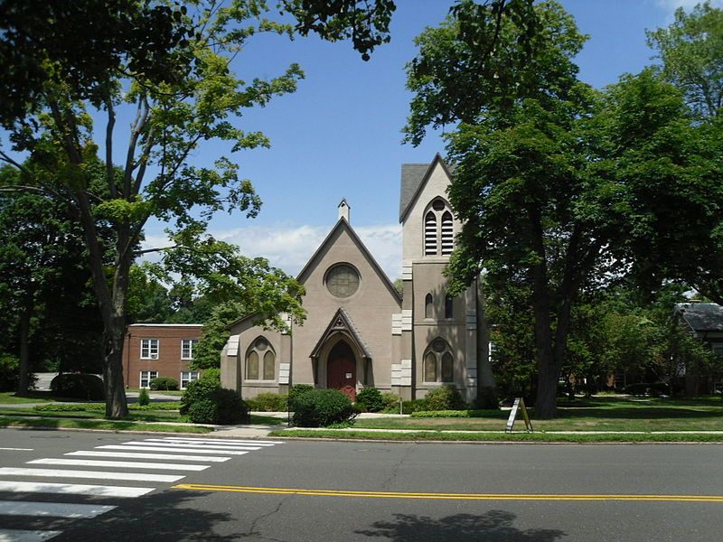 File:Darien, Connecticut church.jpg