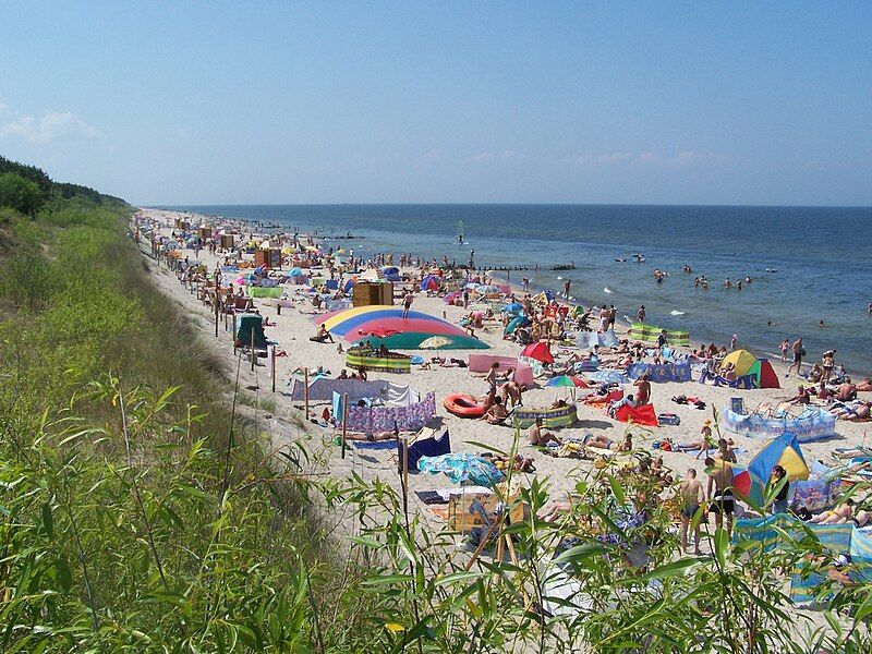 File:Dziwnowek-2006-Ejdzej-Beach.jpg