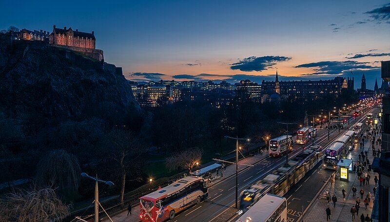 File:Edinburgh castle (49736353732).jpg