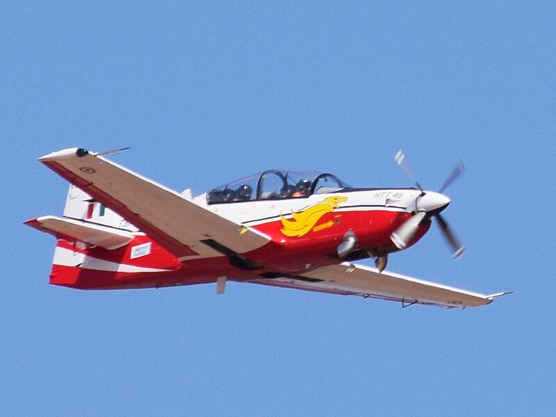 File:HAL HTT40 aeroIndia.jpg