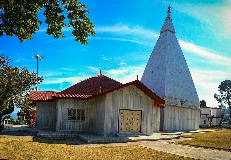 File:Haidakhan Temple.jpg