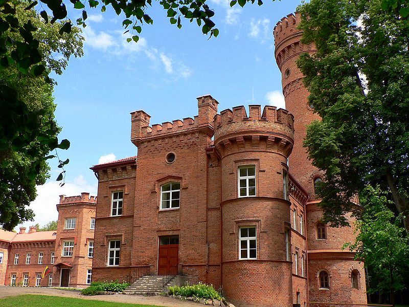 File:Lithuania Raudone Castle.jpg