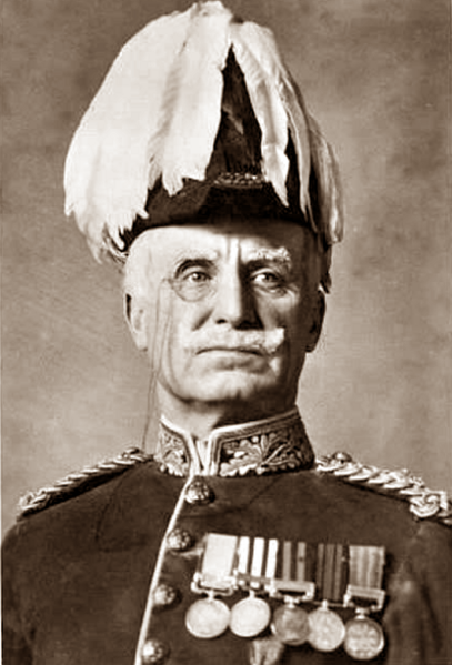 File:Lytton-as-General-Stanley-1922.png