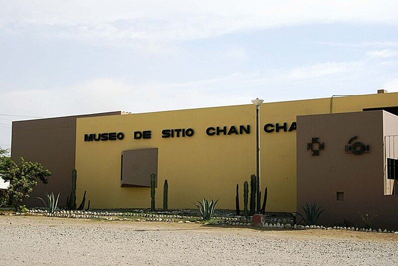 File:MuseoChanChan.jpg