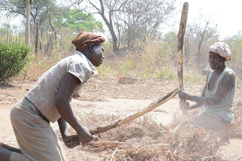 File:Pader Women.jpg