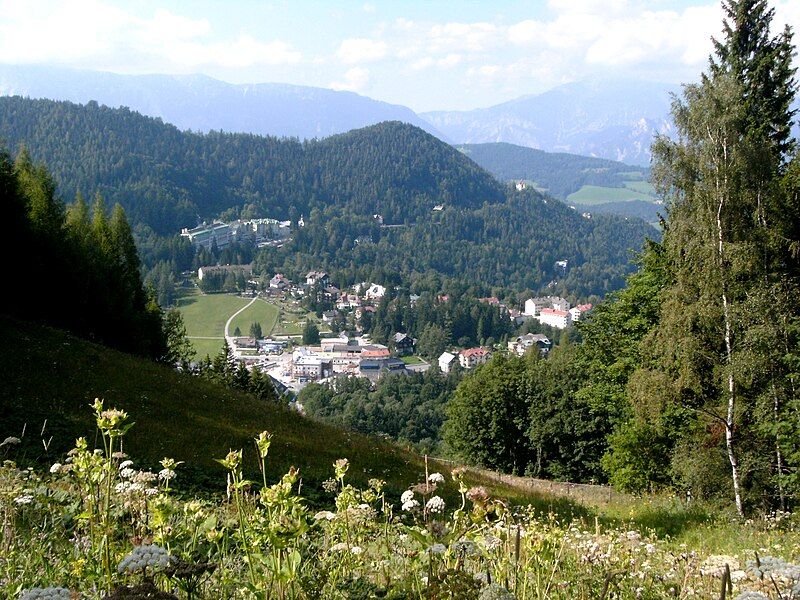 File:Semmering vom Hirschenkogel.JPG