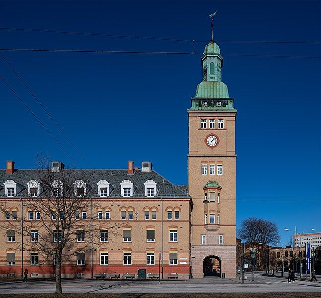 File:Ullevål Sykehus, Administrasjonsbygget.jpg