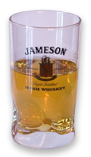 File:Glass of Jamesons.jpg