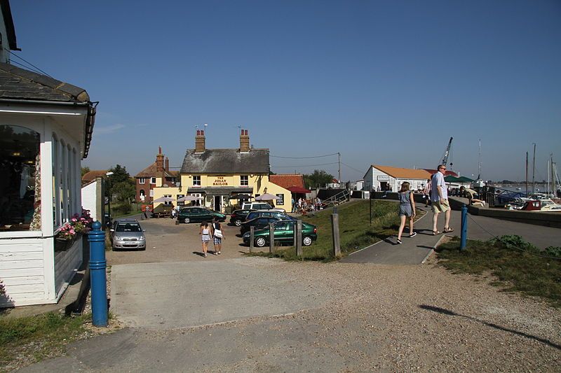 File:Heybridge Basin (6200973204).jpg