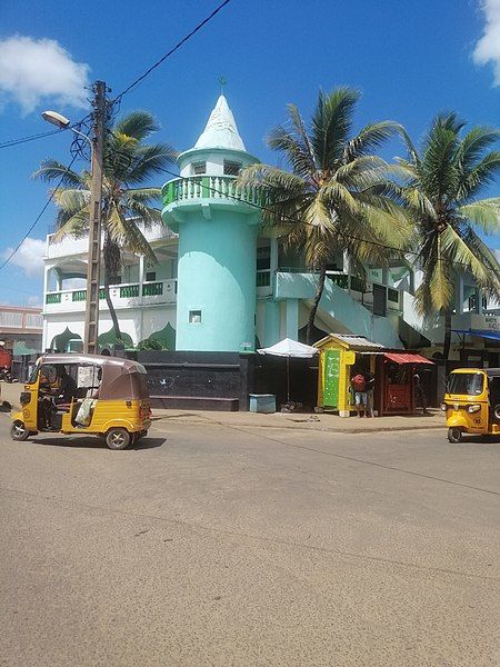 File:Mosquée Bambao Antsiranana.jpg