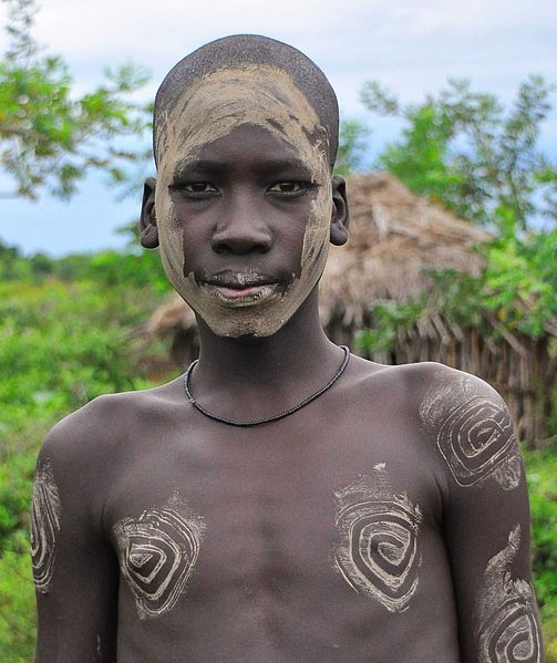 File:Mursi Tribe (7934947056).jpg