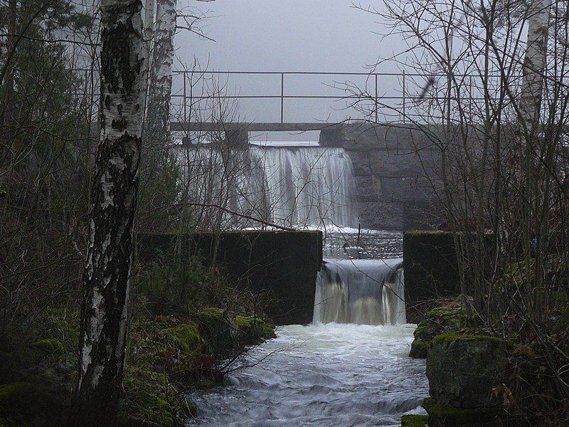 File:Nøklevann dam 09-11-28.jpg