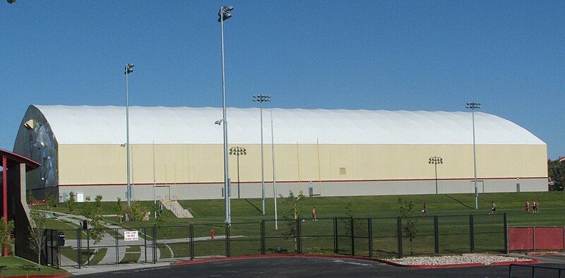 File:Unm indoorpracticefacility.jpg