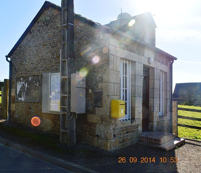 File:Angoville Mairie.JPG